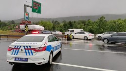 TEM Otoyolu’nda heyelan! Ankara-İstanbul otoyolu trafiğe kapatıldı