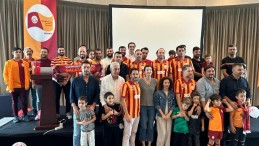 Adana Galatasaray Taraftarlar Derneği’nde “Cumhuriyet” kutlaması