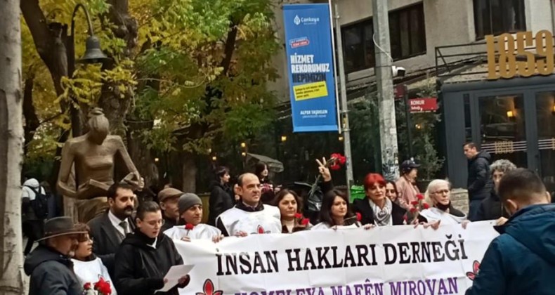 İHD 10 Aralık İnsan Hakları Günü Dolayısıyla Ankara Yüksel Caddesi’ndeki İnsan Hakları Anıtı Önünde Açıklama Yaptı