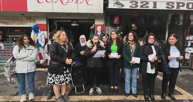 Adana Kadın Platformu’ndan tutsak kadınlara dayanışma kartı