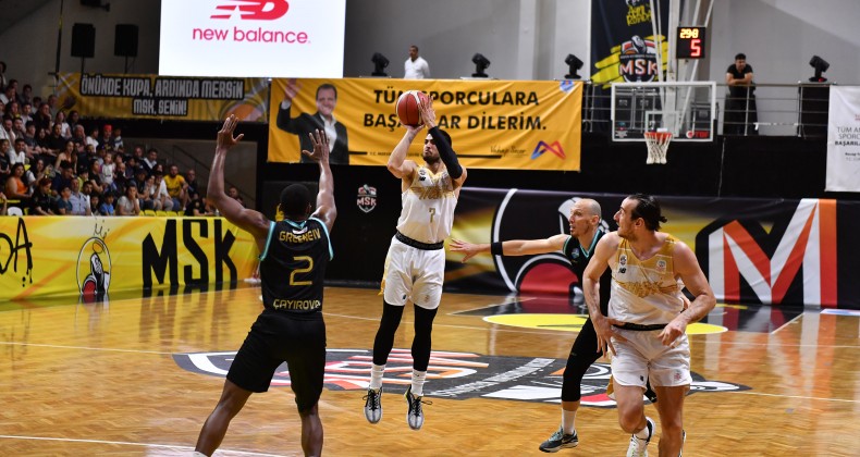 MSK Çayırova’yı 79-67 yendi