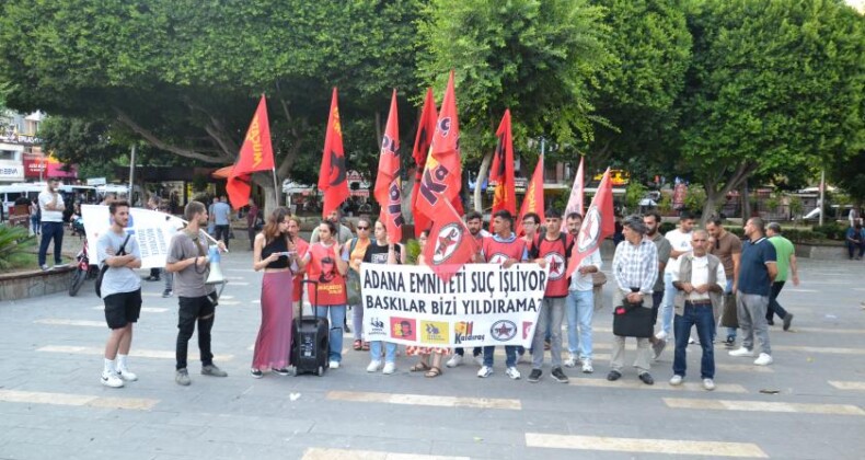 Adana’da gençlik örgütlerinden polis baskınlarına protesto