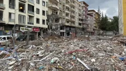 Hatay’da Derya Apartmanı davasında tutuklu tek sanık tahliye edildi