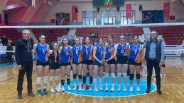 Genç Kadınlar Voleybol Takımı Adana şampiyonu oldu