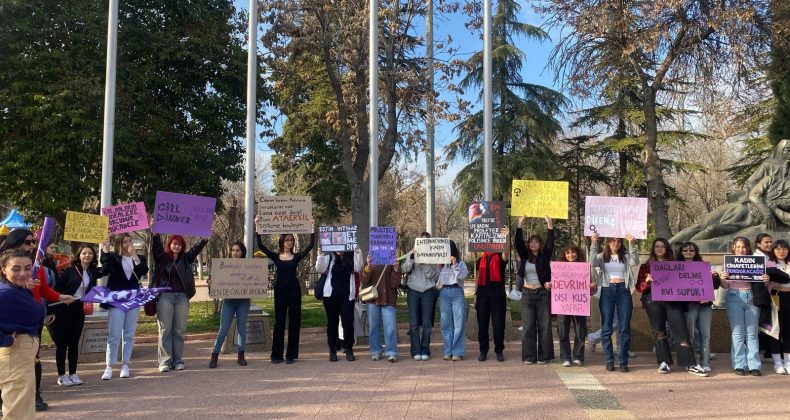 Kadınlardan 8 Mart’ta Güçlü Mesaj: “Aile Değil Kadınız, 2025 Kadın Yılı Olsun”