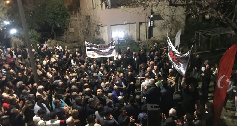 Adana’da Alevi Katliamları protesto edildi